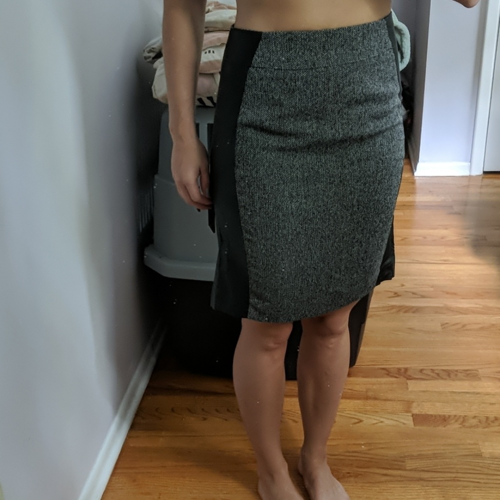 Leather side pencil skirt